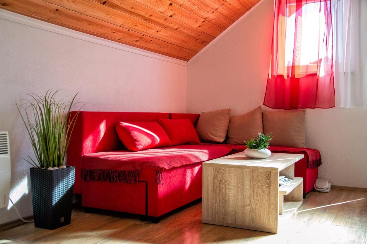 Apartment Ilija Rakovica Buitenkant foto
