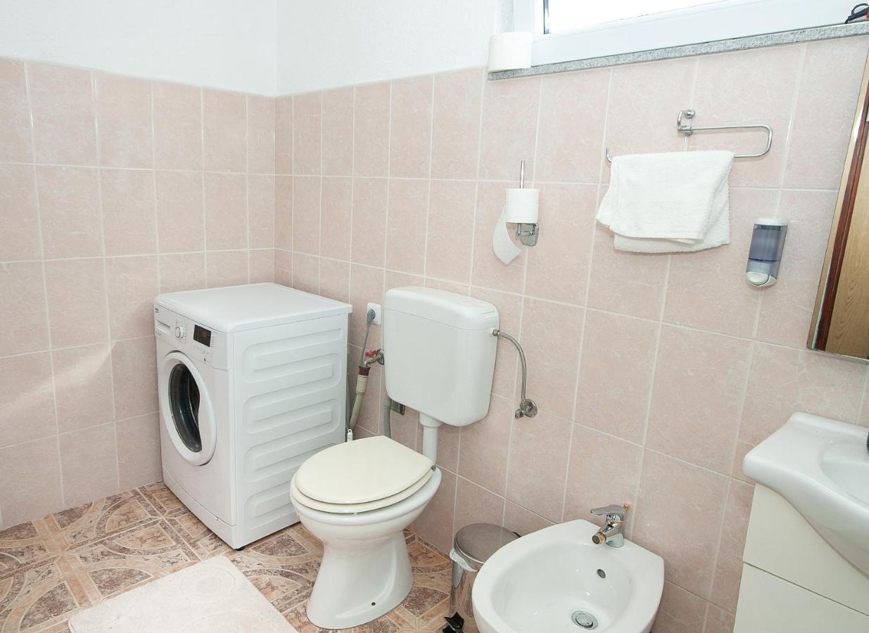Apartment Ilija Rakovica Buitenkant foto